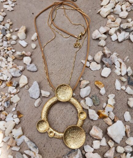 Collar GUIOMAR Dorado